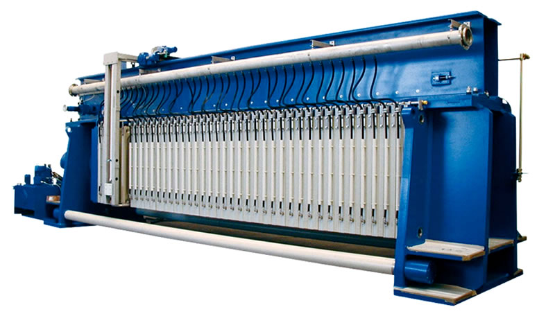 There is one overhead beam filter press on the picture, it is designed with cantilevered frame construction.